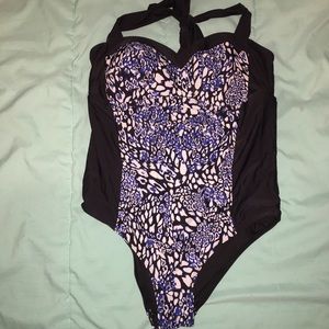One piece bathing suit